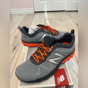 Men’s New Balance Running course shoes brand new